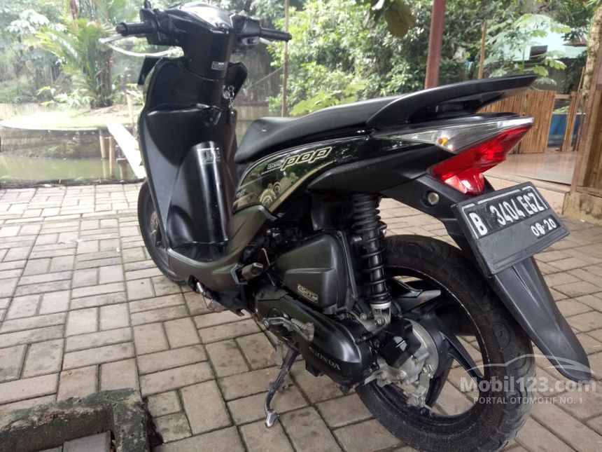  Jual  Motor  Honda  Beat  2021  110 Automatic 0 1 di Jawa Barat 