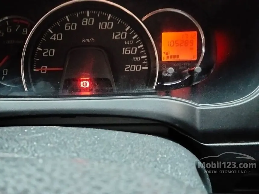2015 Daihatsu Ayla X Hatchback