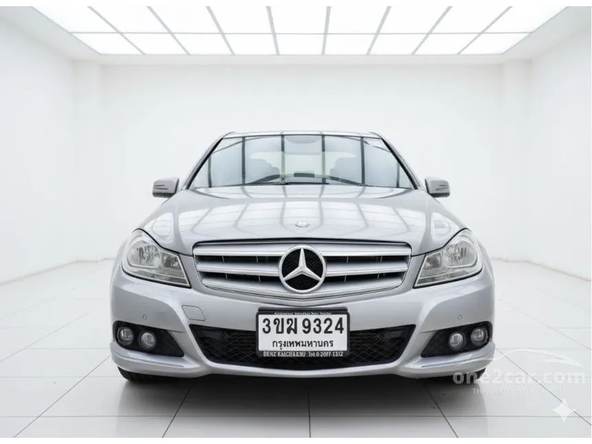 2012 Mercedes-Benz C220 CDI BlueEFFICIENCY Sedan