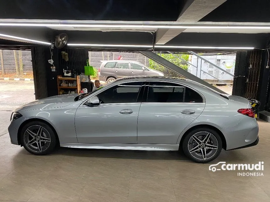 2025 Mercedes-Benz C300 AMG Line Sedan