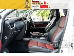 2017 Toyota FORTUNER 2.8 TRD Sportivo SUV