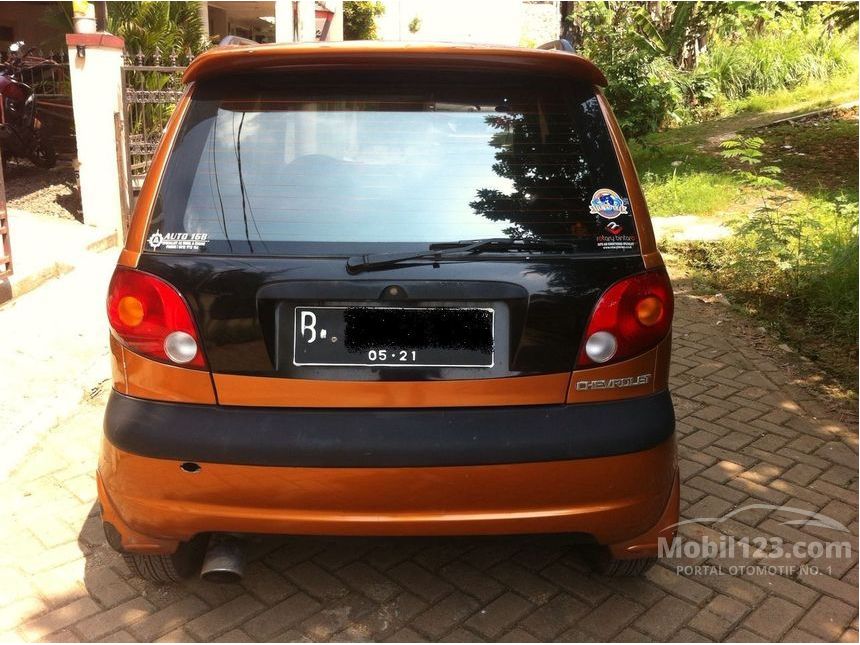 2004 Chevrolet Spark LS Hatchback