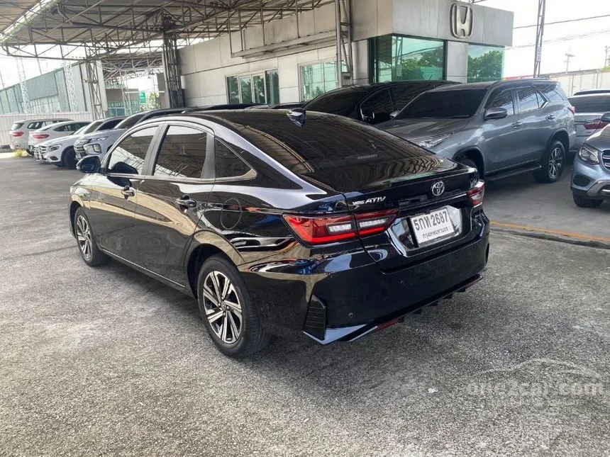 2023 Toyota Yaris Ativ Premium Sedan
