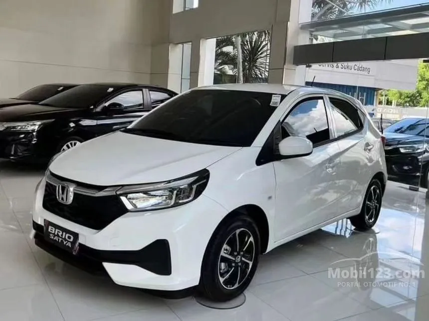 Jual Mobil Honda Brio 2025 Satya E 1.2 di DKI Jakarta Automatic Hatchback Lainnya Rp 195.000.000