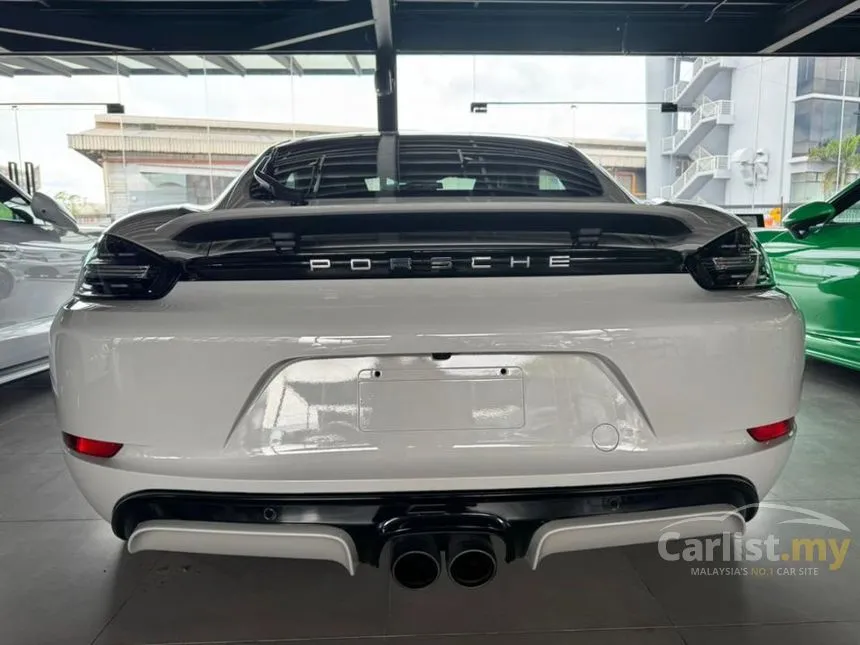 2022 Porsche 718 Cayman Coupe