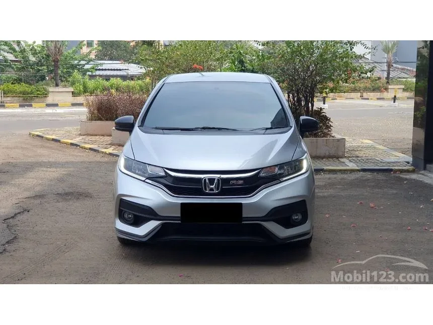 Jual Mobil Honda Jazz 2019 RS 1.5 di DKI Jakarta Automatic Hatchback Silver Rp 219.000.000
