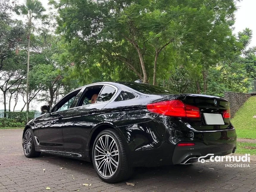 2019 BMW 530i M Sport Sedan