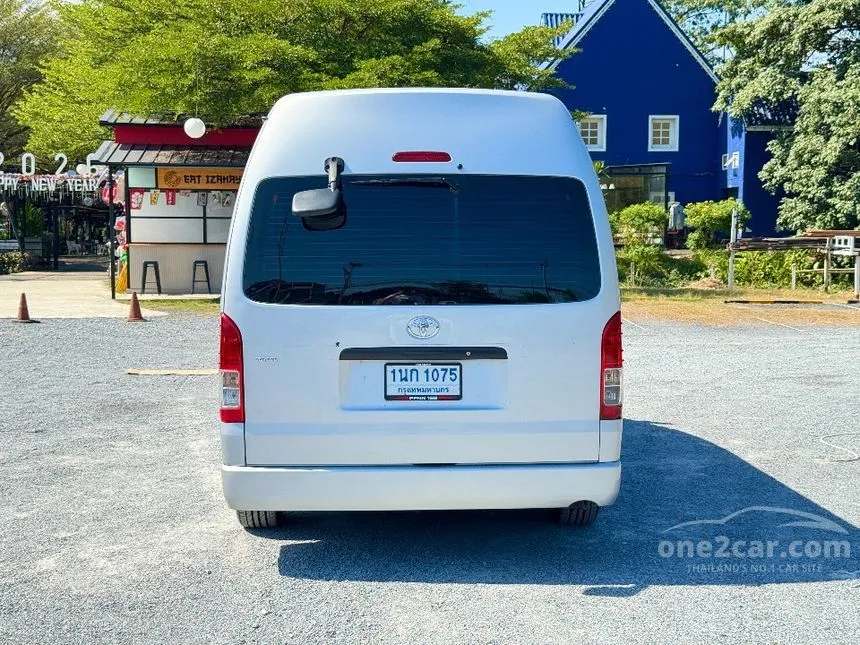 2017 Toyota HIACE D4D Van