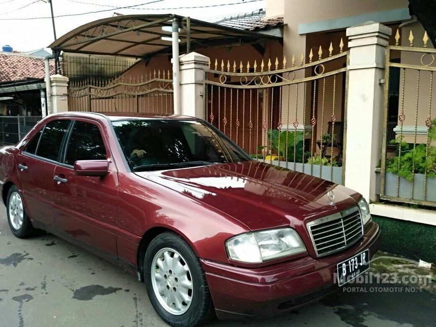 Jual Mobil Mercedes-Benz C180 1994 1.8 1.8 di DKI Jakarta 