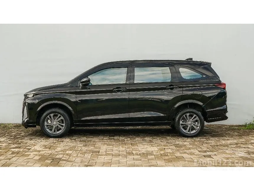 2022 Daihatsu Xenia R MPV