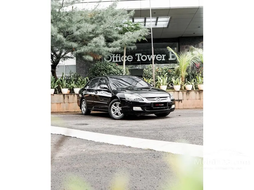 Jual Mobil Honda Accord 2006 VTi