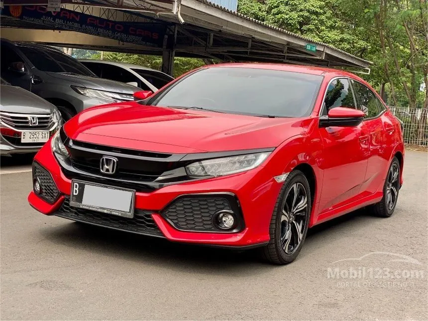 Jual Mobil Honda Civic 2019 E 1.5 di DKI Jakarta Automatic Hatchback Merah Rp 379.000.000