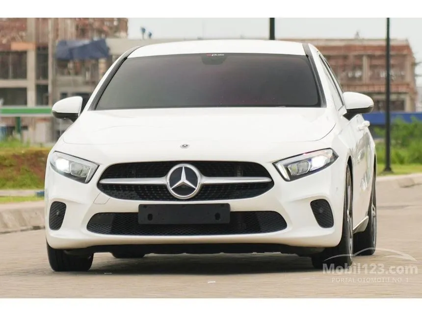2019 Mercedes-Benz A200 progressive line Sedan