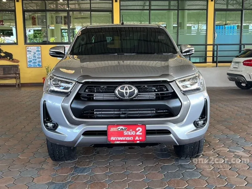 2020 Toyota Hilux Revo Mid Pickup