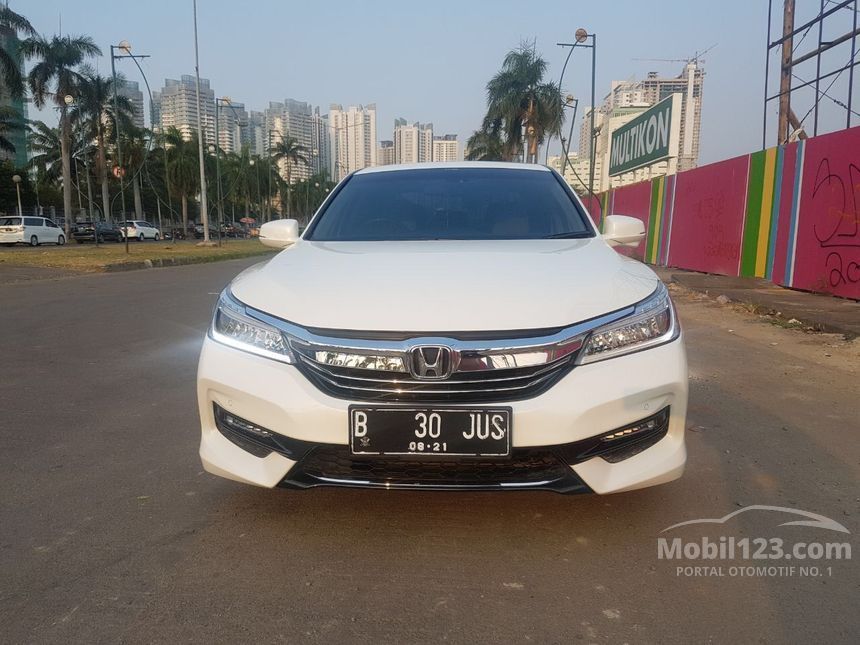 Jual Mobil  Honda Accord  2021 VTi L 2 4 di DKI Jakarta 