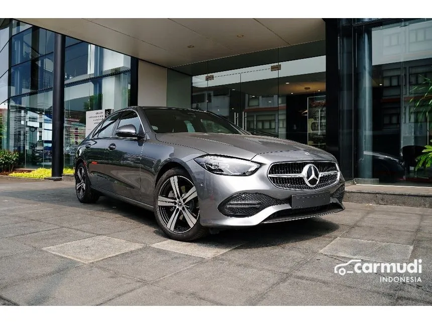 2023 Mercedes-Benz C200 Avantgarde Line Sedan