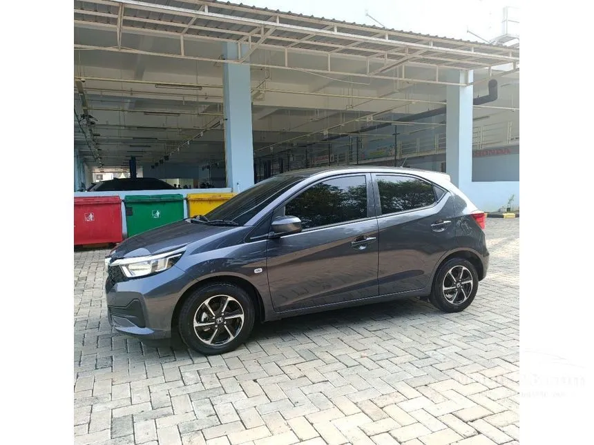 Jual Mobil Honda Brio 2024 E Satya 1.2 di DKI Jakarta Automatic Hatchback Abu