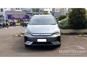 2025 BYD M6 Superior Captain 6 Seater MPV