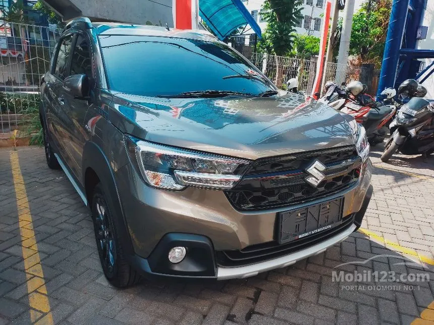 Jual Mobil Suzuki XL7 2024 BETA Hybrid 1.5 di Jawa Timur Automatic Wagon Abu