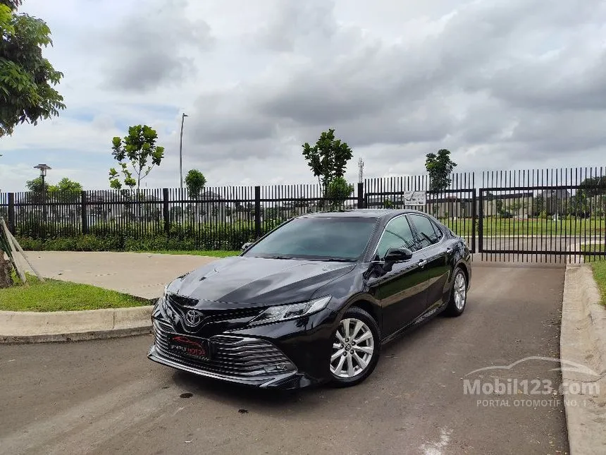 Jual Mobil Toyota Camry 2020 V 2.5 di Banten Automatic Sedan Hitam Rp 418.000.000