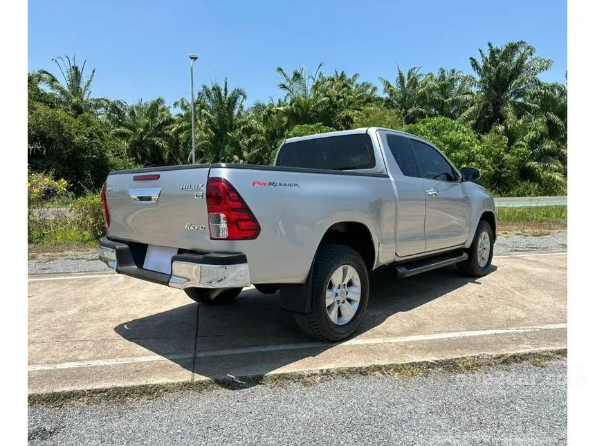 2019 Toyota HILUX REVO E Prerunner Smart Cab Pickup
