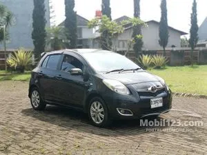 2011 Toyota Yaris 1.5 J Hatchback