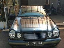 1997 Mercedes-Benz E320 3.2 W210 3.2 Automatic Sedan