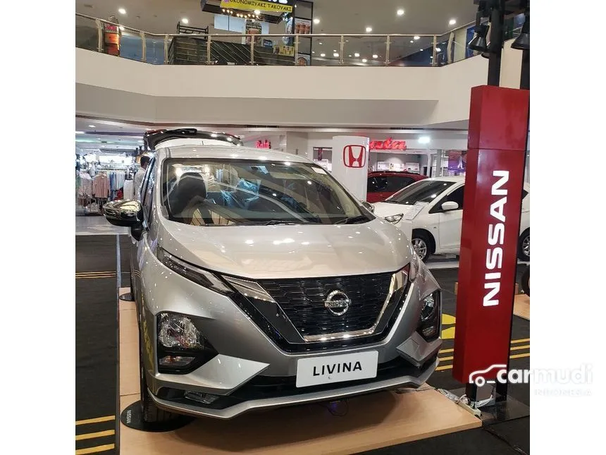 Jual Mobil Nissan Livina 2023 VL 1.5 di Banten Automatic Wagon Silver Rp 300.000.000