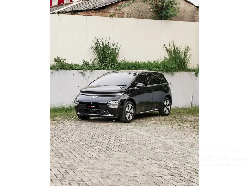 2024 Wuling Cloud EV 460KM Hatchback