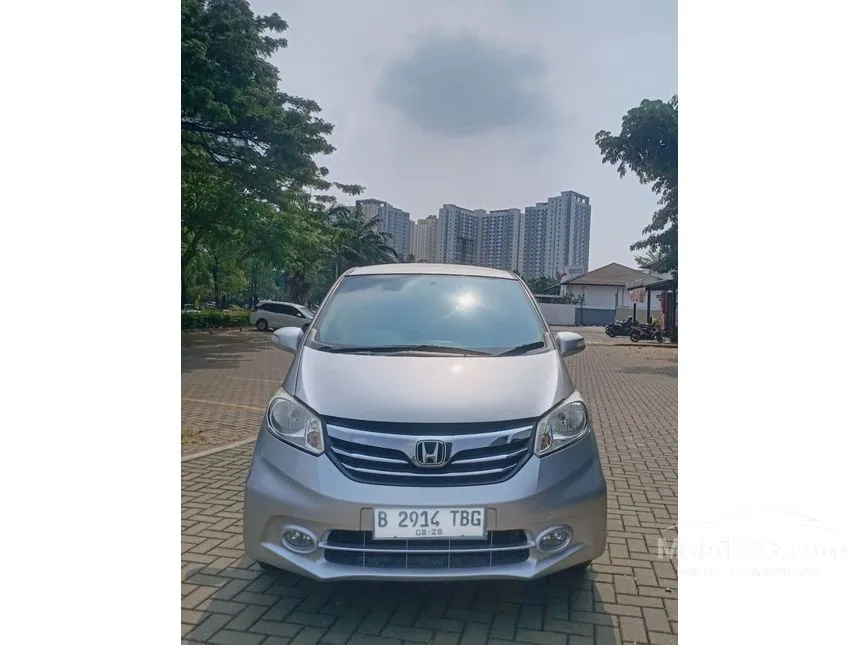 Jual Mobil Honda Freed 2015 E 1.5 di Jawa Barat Automatic MPV Silver Rp 148.000.000