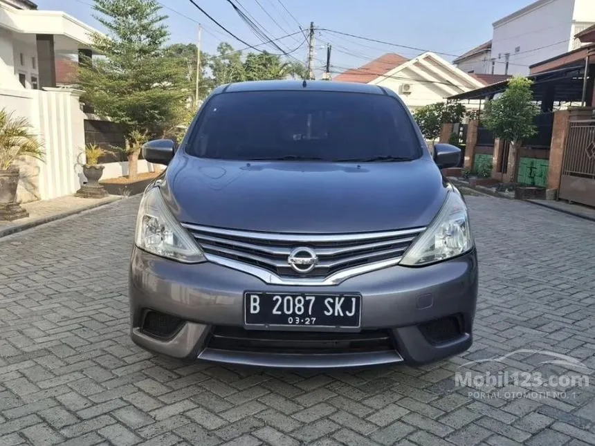 Jual Mobil Nissan Grand Livina 2016 XV 1.5 di Kalimantan Selatan Automatic MPV Abu