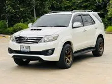 2012 Toyota FORTUNER 3.0 (ปี 12-15) V 4WD SUV