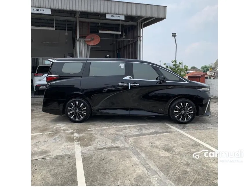 2026 Toyota Alphard HEV (Non Premium Color) MPV