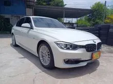 2014 BMW 320i 2.0 F30 (ปี 11-16) Sedan