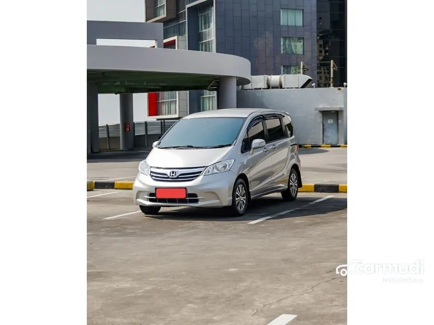 2013 Honda Freed S MPV
