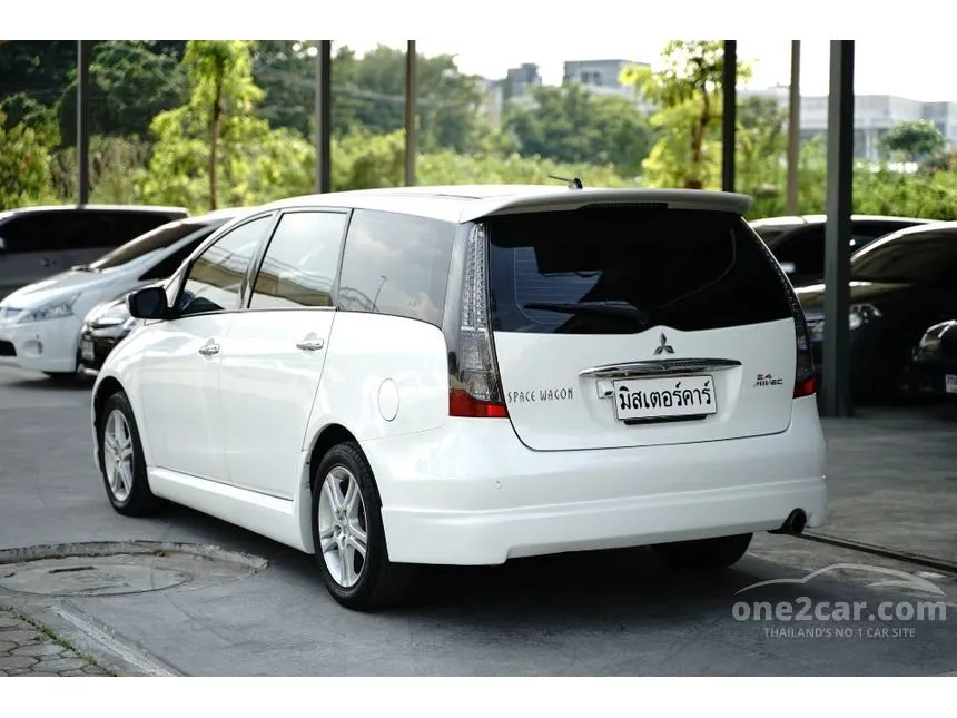 2011 Mitsubishi SPACE WAGON GLS Limited Wagon