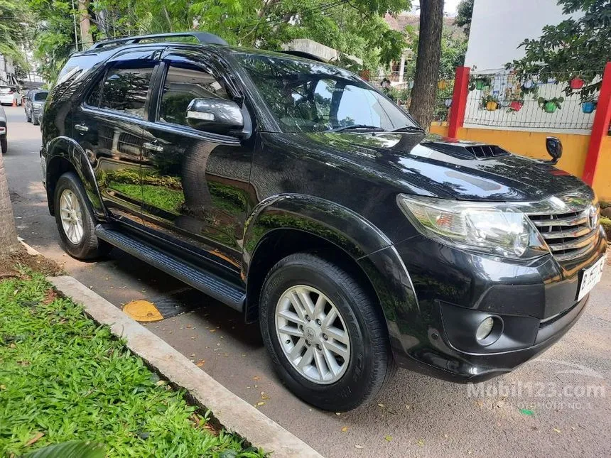Jual Mobil Toyota Fortuner 2013 G VNT 2.5 di DKI Jakarta Automatic SUV Hitam Rp 249.000.000