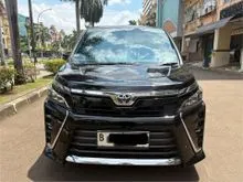 2018 Toyota Voxy 2.0 MPV TDP 15 JUTA