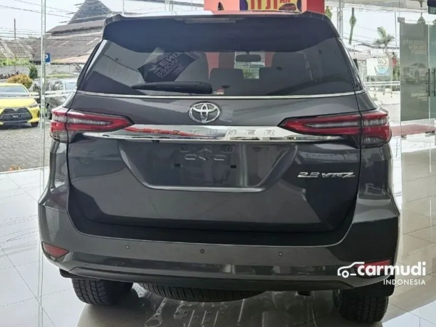 2024 Toyota Fortuner VRZ SUV