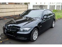 BMW E90 320i NIK 2006 pemakaian 2007 black dan pemakai pribadi. Harga Cash
