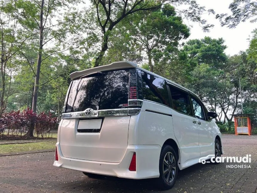 2019 Toyota Voxy Wagon