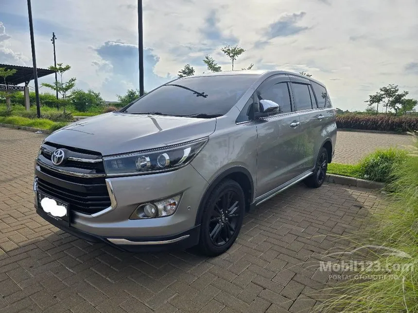 Jual Mobil Toyota Kijang Innova 2020 Venturer 2.4 di DKI Jakarta Automatic MPV Silver Rp 458.000.000