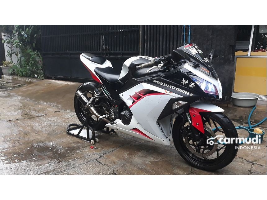 Jual Motor Kawasaki Ninja 2014 0.3 Di Indonesia (Lainnya) Manual Putih ...