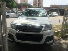 2015 Toyota Hilux 2.5 G TRD Sportivo VNT Pickup Truck