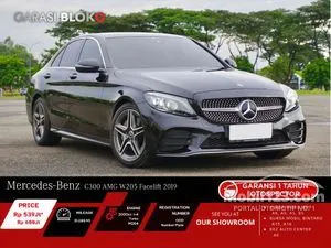2019 Mercedes-Benz C300 2.0 AMG Line Sedan
