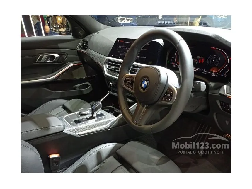 2021 BMW 330i M Sport Sedan