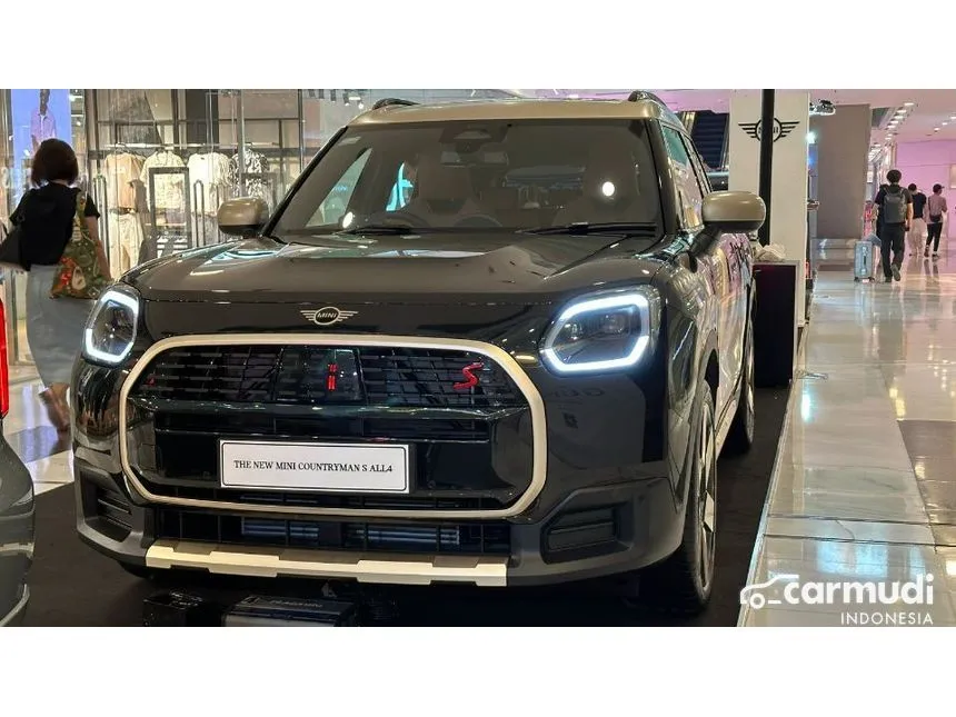 2025 MINI Countryman S ALL4 Favoured Trim SUV