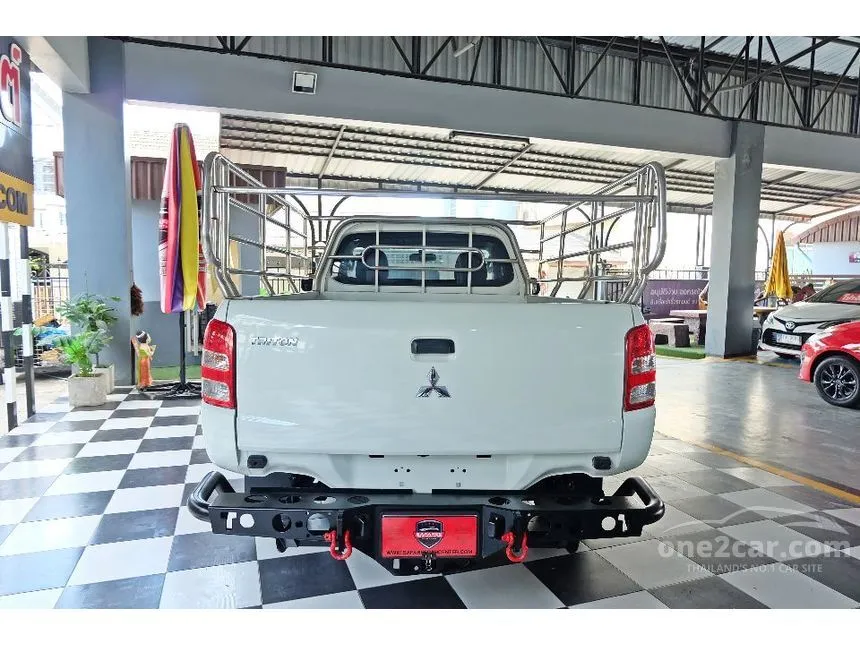2017 Mitsubishi TRITON GL Pickup