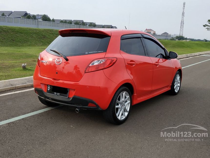 Mazda 2 2013