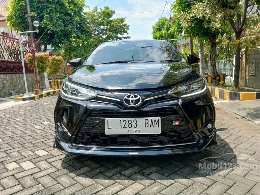 Jual Mobil Toyota Yaris 2022 S GR Sport 1.5 di Jawa Timur Automatic Hatchback Hitam Rp 245.000.000